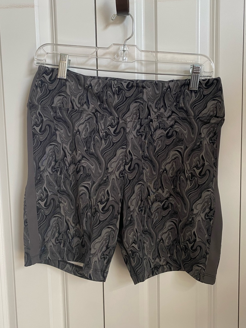 PINK Victoria's Secret Gray Marble-Print Bike Shorts